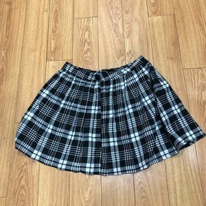Pleated Black & White Plaid Skirt